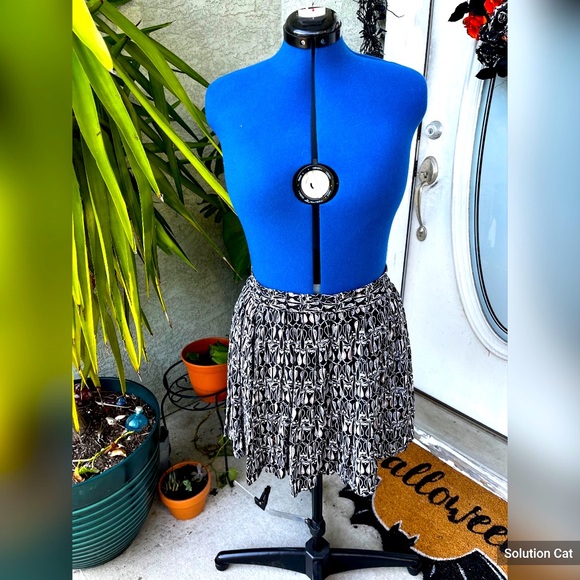 Owl Gathered Skirt - Picture 1 of 4